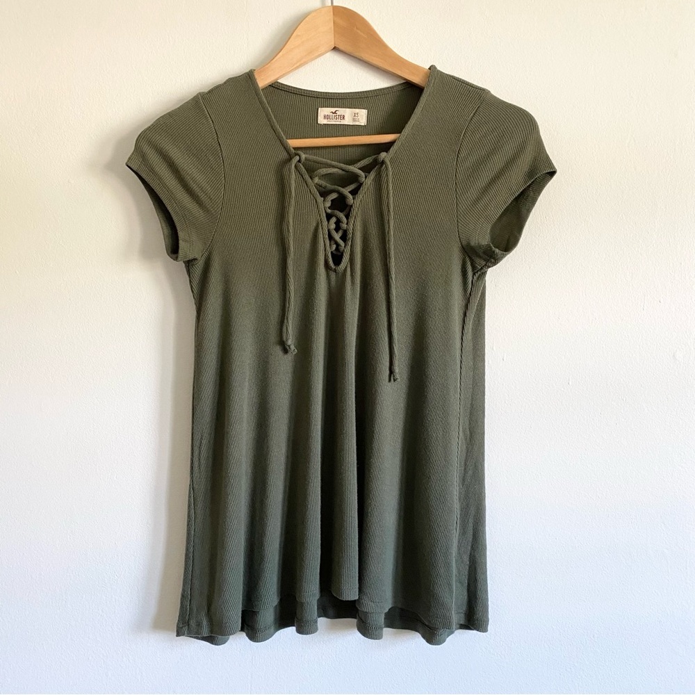 Hollister Lace Up Ribbed Tee in Olive Green